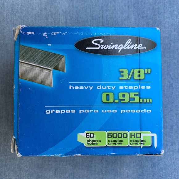 Swingline Standard Heavy Duty Staples, 3/8" Leg (Gift with Purchase) - Picture 2 of 6